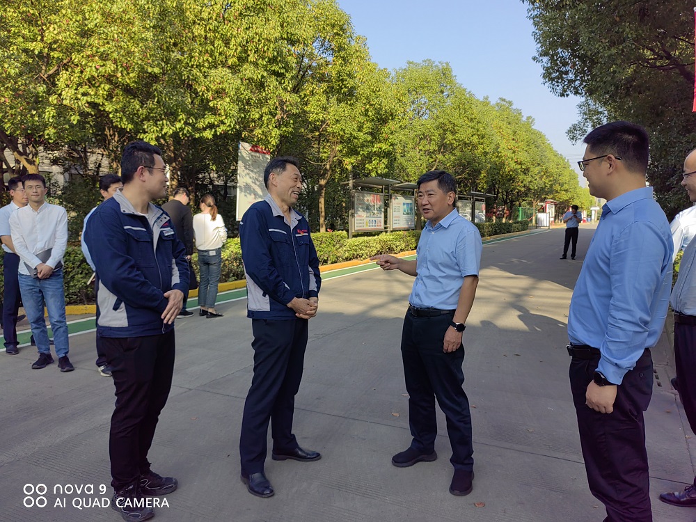 縣領(lǐng)導到我司調研督導主題教育開(kāi)展情況